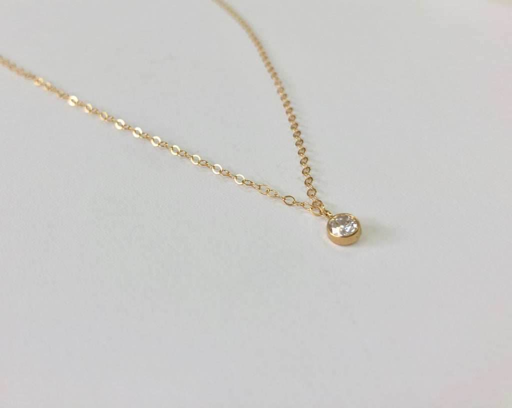 Petite Diamante Pendant/Gold Cable Chain Necklace